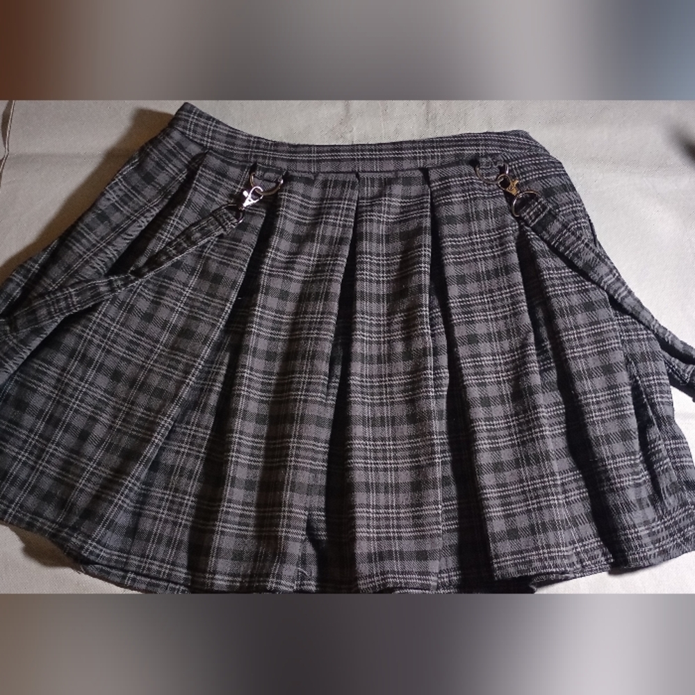 HOT TOPIC Y2K Vintage Plaid Pleated Suspenders Mini Skirt